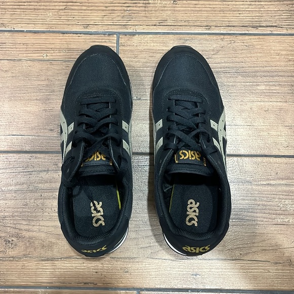 Men’s Asics Tiger Runner Shoes - Picture 3 of 5